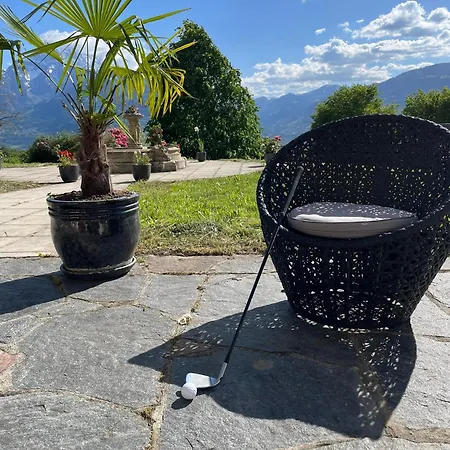 Chalet Grand Avec Piscine Exterieure Ollon